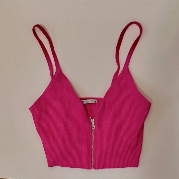 *HOT PINK ZIP-UP TANK* - Picture 1 of 1